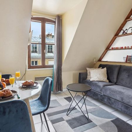 Eiffel Tower & Faubourg - 1Br - Cityapartmentstay Paris Bagian luar foto