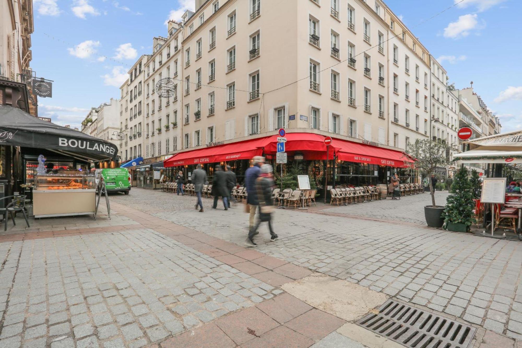 Eiffel Tower & Faubourg - 1Br - Cityapartmentstay Paris Bagian luar foto
